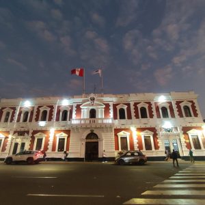 City tours Trujillo para visitar las casonas coloniales mas importantes del centro historico de trujillo y hacer todo los tours en trujillo