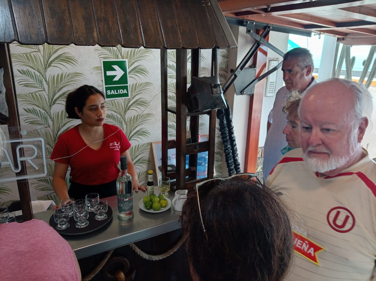 tours trujillo de las bebidas locales como la limonada, chicha morada , maracuya y algarrobina